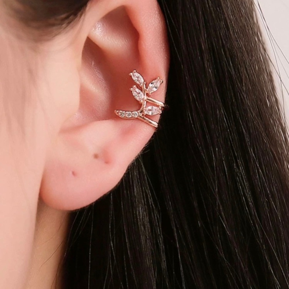 Rhinestone Leaf Ear Cuff